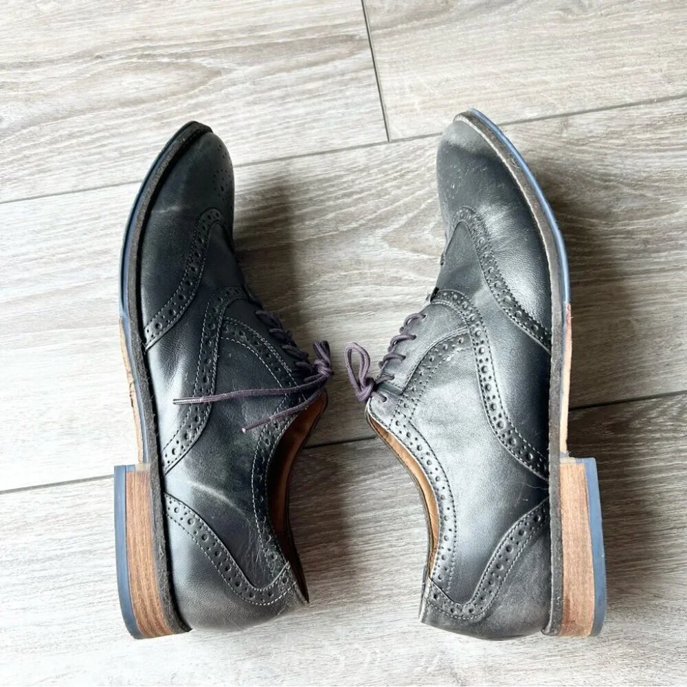 Hush Puppies Black Distressed Leather Wingtips Oxfords
